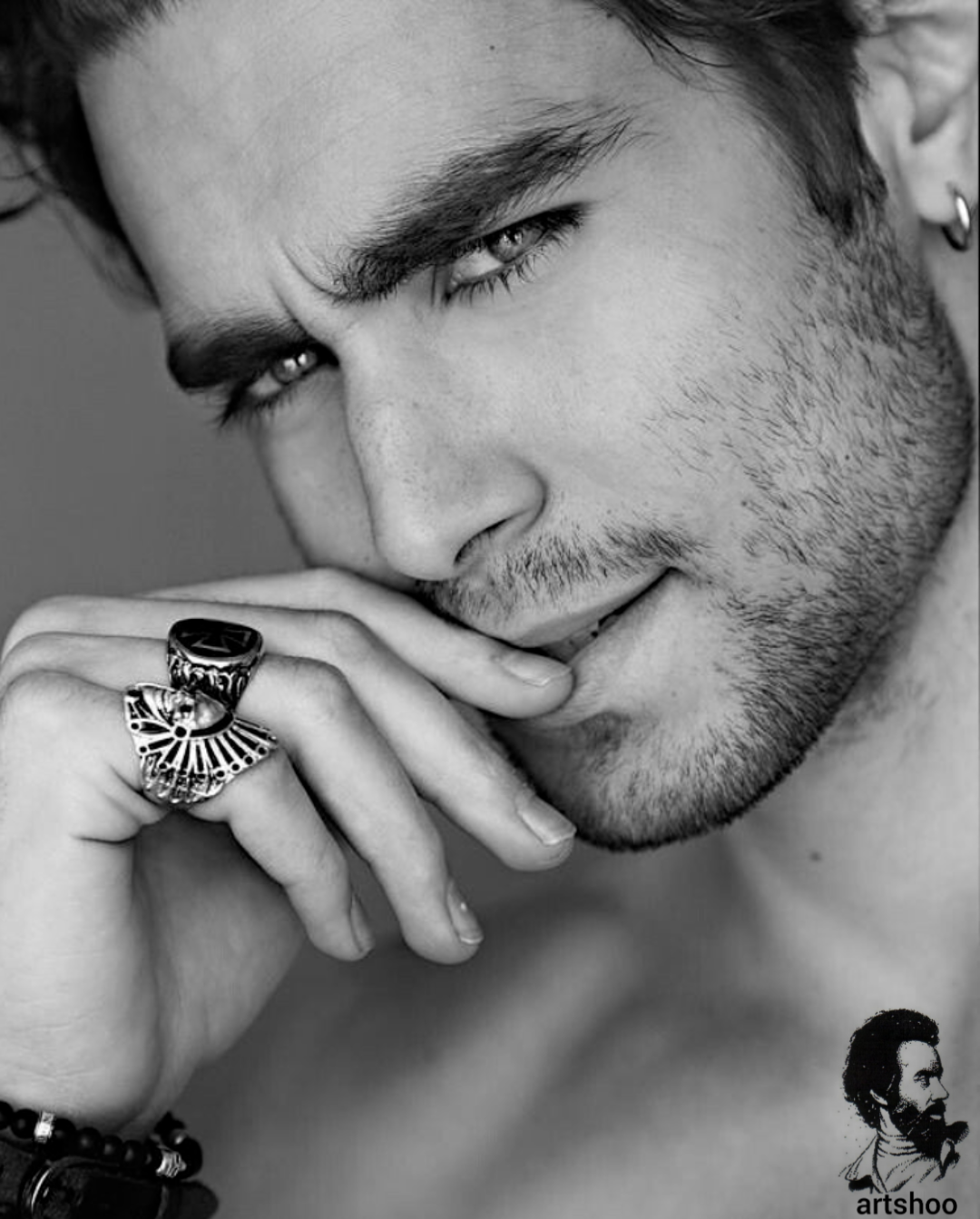 مدل سیاه قلم اورژینال